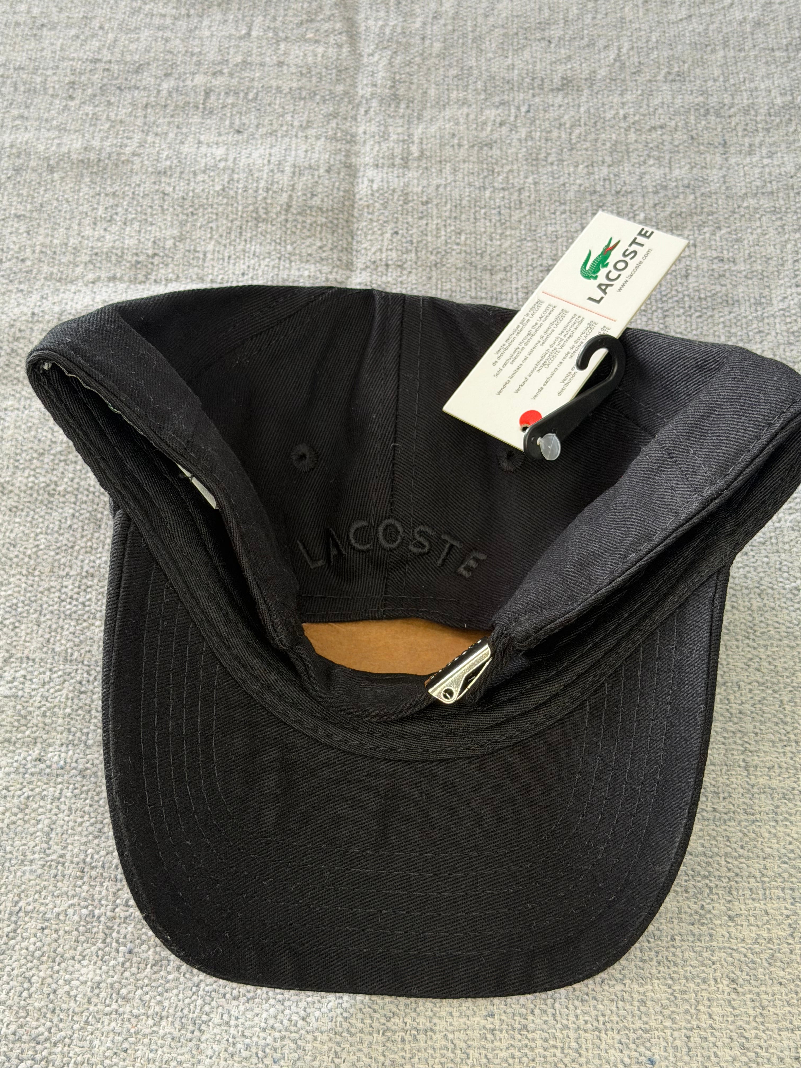 Boné Lacoste Big Croc - Preto