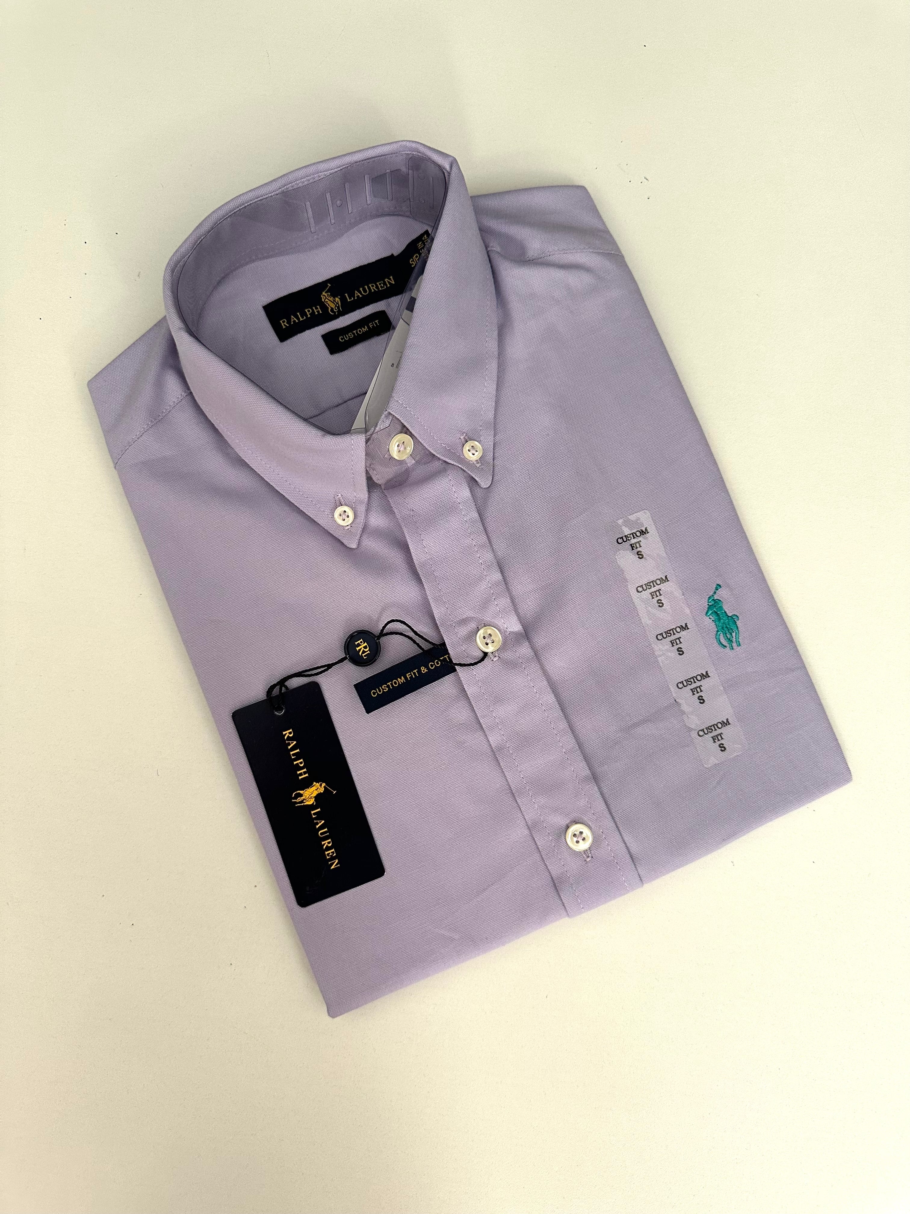CAMISA RALPH LAUREN CUSTOM FIT  MANGA CURTA - LILÁS COM PONEI VERDE ÁGUA